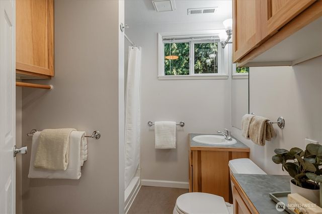 7430 143rd Avenue NE, Redmond, WA 98052