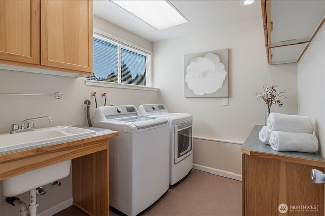 7430 143rd Avenue NE, Redmond, WA 98052
