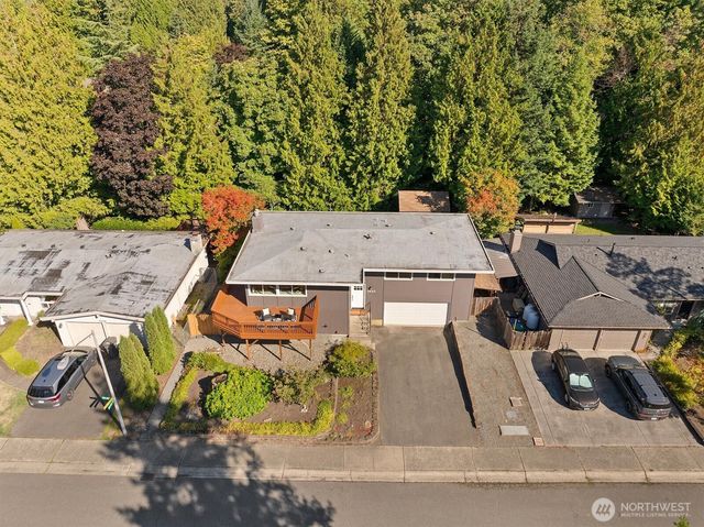 7430 143rd Avenue NE, Redmond, WA 98052