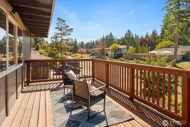7430 143rd Avenue NE, Redmond, WA 98052