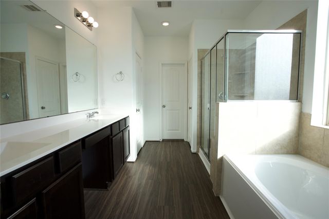 777 Montclair Mist Lane, La Marque, TX 77568