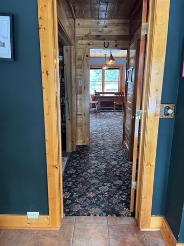 16527 Robertson Road, Truckee, CA 96161