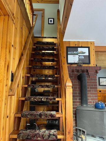 16527 Robertson Road, Truckee, CA 96161