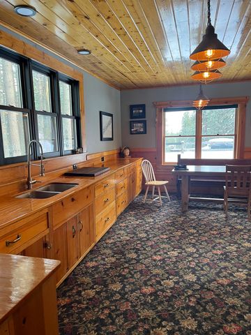 16527 Robertson Road, Truckee, CA 96161