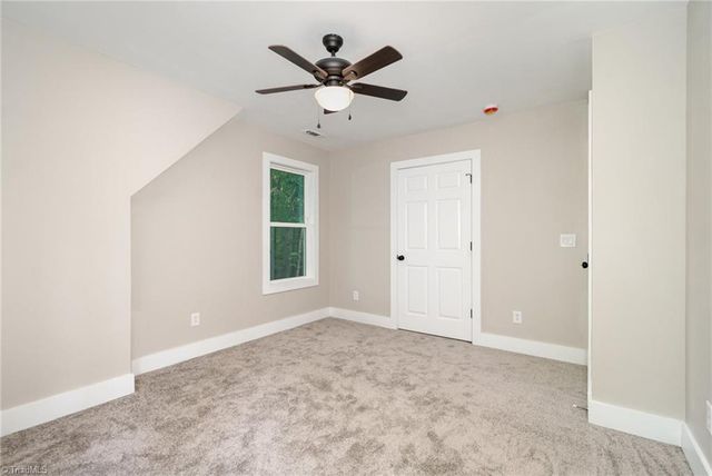 14 Creekstone Court, Greensboro, NC 27407