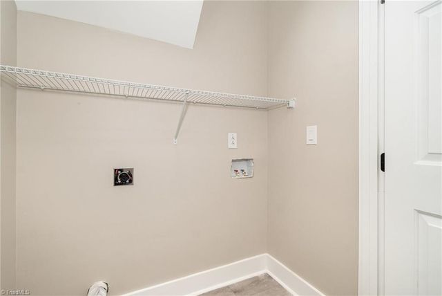 14 Creekstone Court, Greensboro, NC 27407