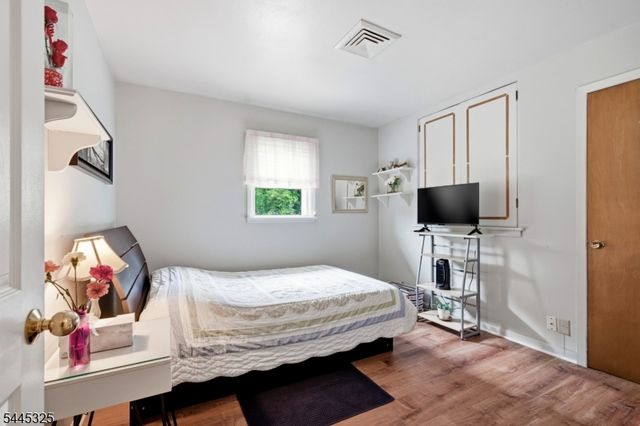 13 Anderson Ave, Rockaway Twp., NJ 07866