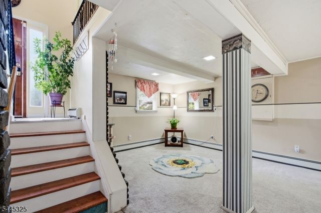 13 Anderson Ave, Rockaway Twp., NJ 07866