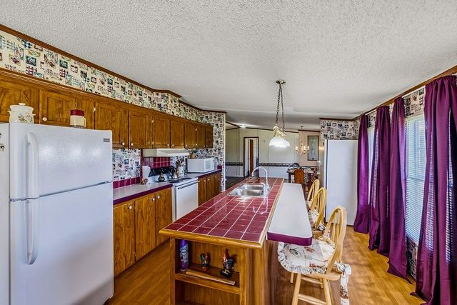 2131 & 2135 Moore Duncan Highway, Moore, SC 29369