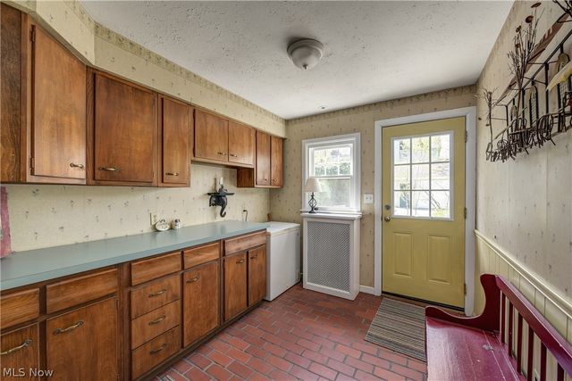 14013 Clifton Boulevard, Lakewood, OH 44107