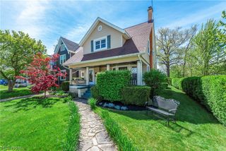 14013 Clifton Boulevard, Lakewood, OH 44107