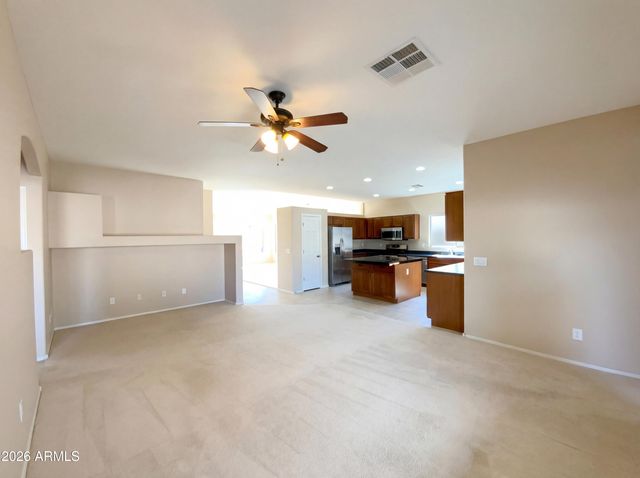 18236 N JAMESON Drive, Maricopa, AZ 85138