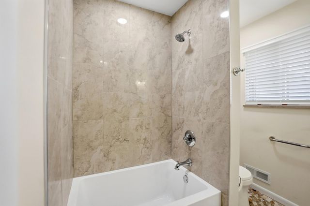 3134 Herrick Road, Upper Arlington, OH 43221