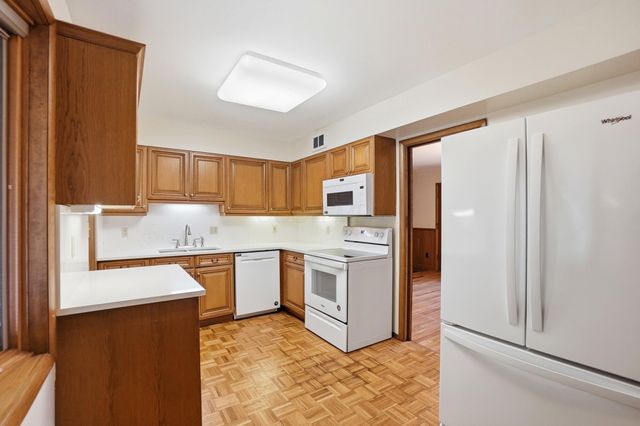 3134 Herrick Road, Upper Arlington, OH 43221