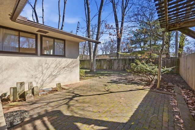 3134 Herrick Road, Upper Arlington, OH 43221