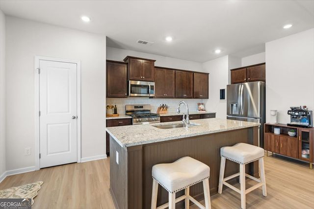 69 Briarwood Drive W, Dawsonville, GA 30534