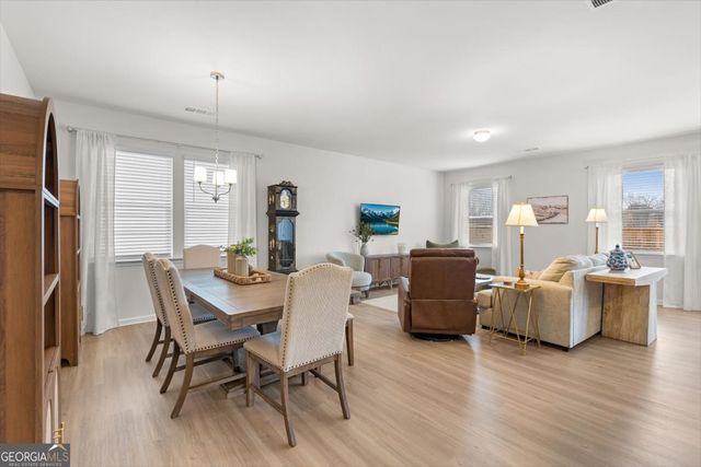 69 Briarwood Drive W, Dawsonville, GA 30534