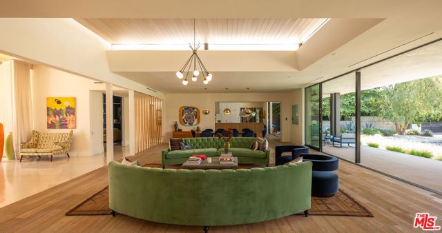 1885 Carla, Beverly Hills, CA 90210