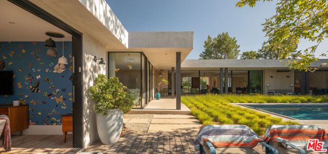 1885 Carla, Beverly Hills, CA 90210