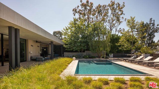1885 Carla, Beverly Hills, CA 90210