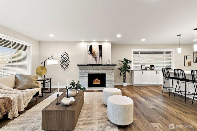 208 J Street NE, Auburn, WA 98002