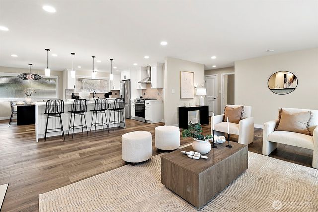 208 J Street NE, Auburn, WA 98002