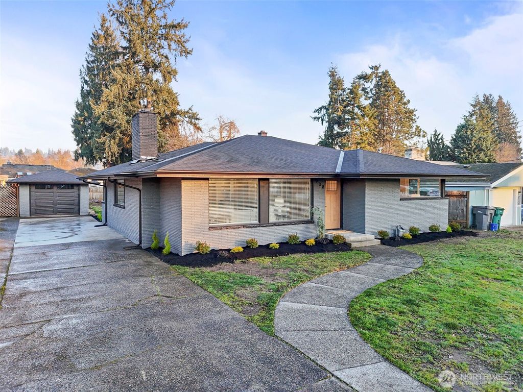 208 J Street NE, Auburn, WA 98002