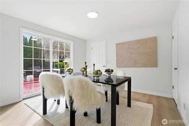 6015 116th Ave SE, Bellevue, WA 98006