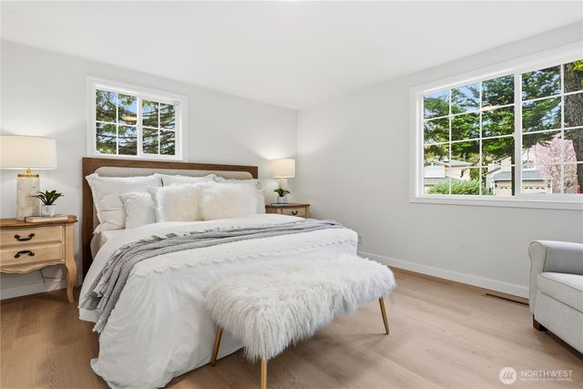 6015 116th Ave SE, Bellevue, WA 98006