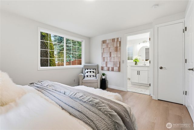 6015 116th Ave SE, Bellevue, WA 98006