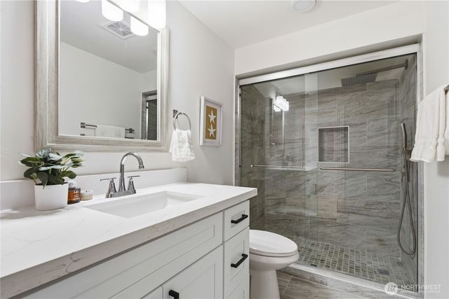 6015 116th Ave SE, Bellevue, WA 98006