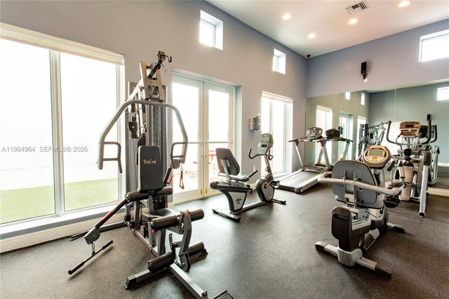 1551 NW 36th St 409, Miami, FL 33142