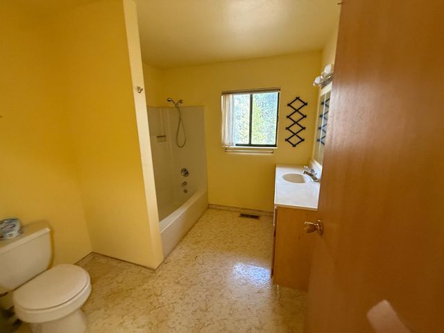 75 Sandy Gulch Ln, West Point, CA 95255