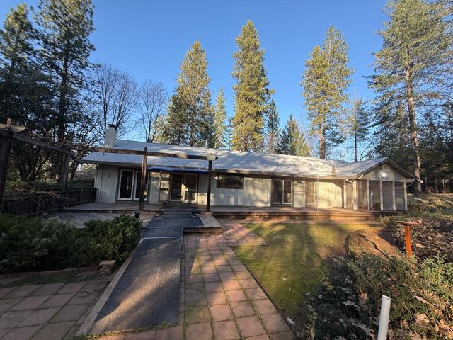 75 Sandy Gulch Ln, West Point, CA 95255