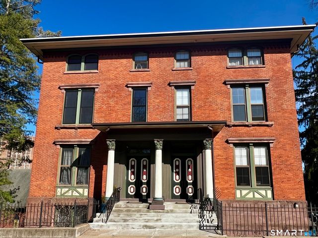 34-36 Charter Oak Place 4, Hartford, CT 06106