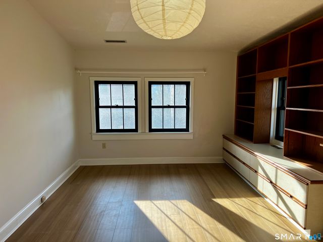 34-36 Charter Oak Place 4, Hartford, CT 06106