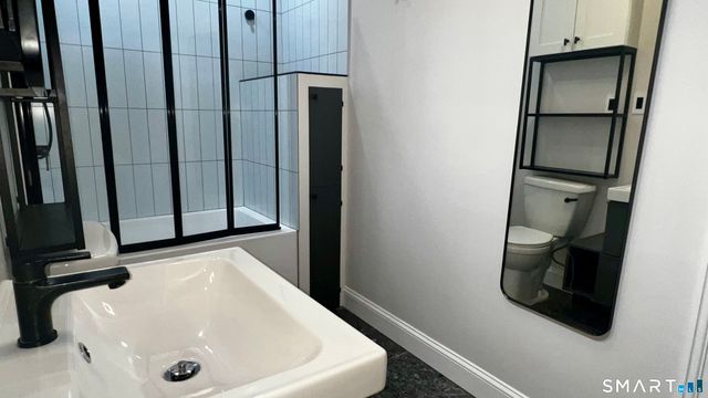 34-36 Charter Oak Place 4, Hartford, CT 06106