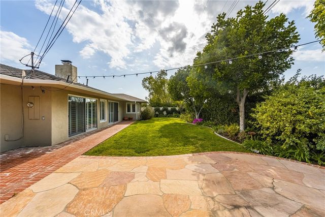 12791 Brittany Woods Drive, North Tustin, CA 92705