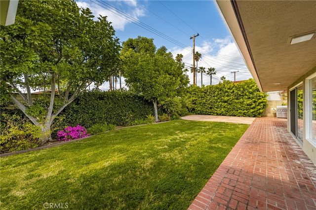 12791 Brittany Woods Drive, North Tustin, CA 92705