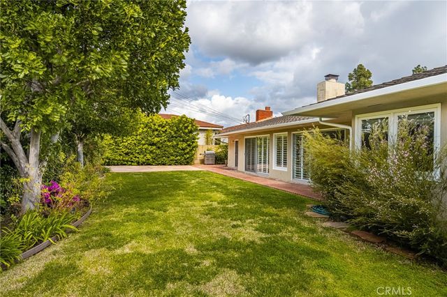 12791 Brittany Woods Drive, North Tustin, CA 92705