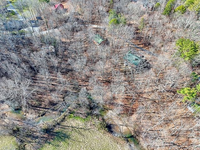 5827 Brasstown Creek Est, Young Harris, GA 30582