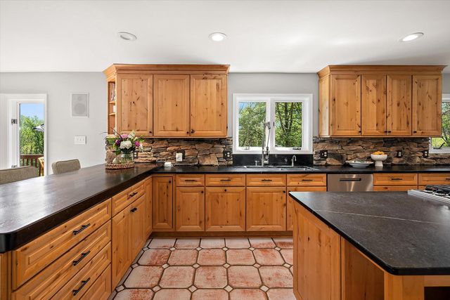 3 BROOK FARM CT, Cockeysville, MD 21030