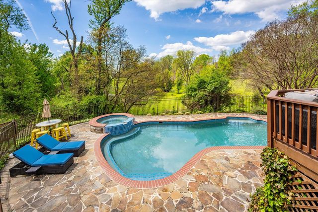 3 BROOK FARM CT, Cockeysville, MD 21030