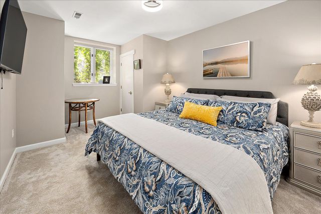 3 BROOK FARM CT, Cockeysville, MD 21030