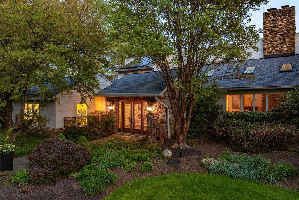 3 BROOK FARM CT, Cockeysville, MD 21030