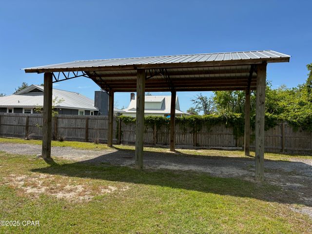 2435 Amhurst Street, Lynn Haven, FL 32444