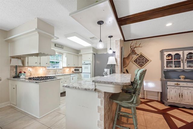 4218 Elderwood Drive, Seabrook, TX 77586