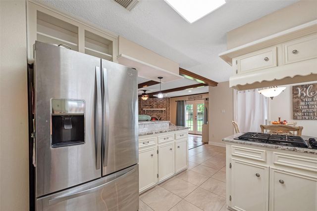 4218 Elderwood Drive, Seabrook, TX 77586