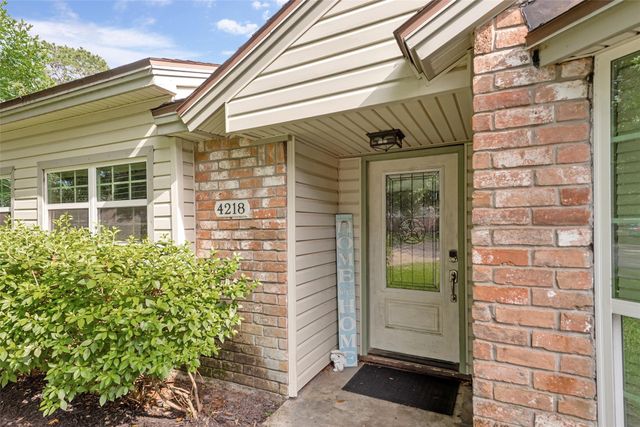 4218 Elderwood Drive, Seabrook, TX 77586