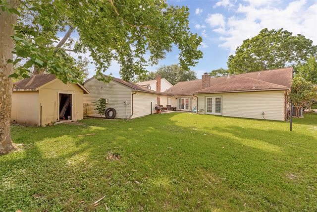 4218 Elderwood Drive, Seabrook, TX 77586